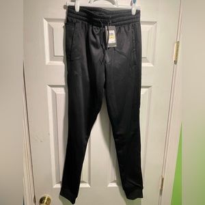UA fleece lined joggers black NEW w/tags-Size Medium